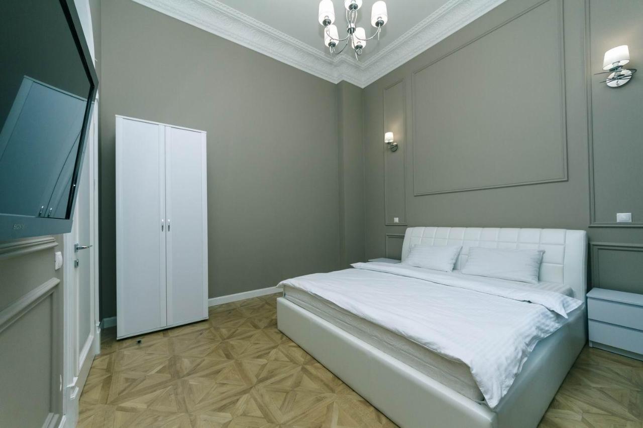 Vip Near Premier Palace & Arena City Kiew Exterior foto